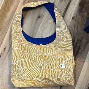 🏄‍♀️🌼Hawaiian hobo boho bag NWOT